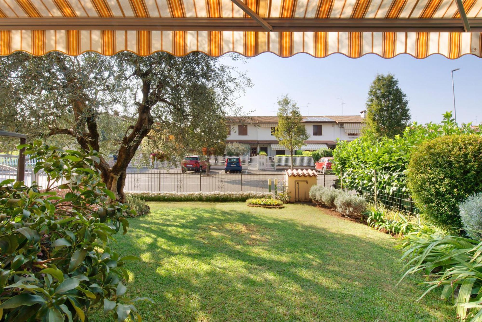 Casa Elli Villa Osio Sotto Buitenkant foto