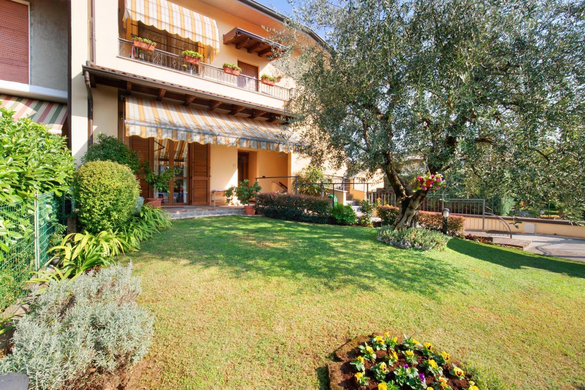 Casa Elli Villa Osio Sotto Buitenkant foto
